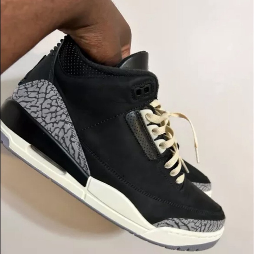 Jordan 3’s